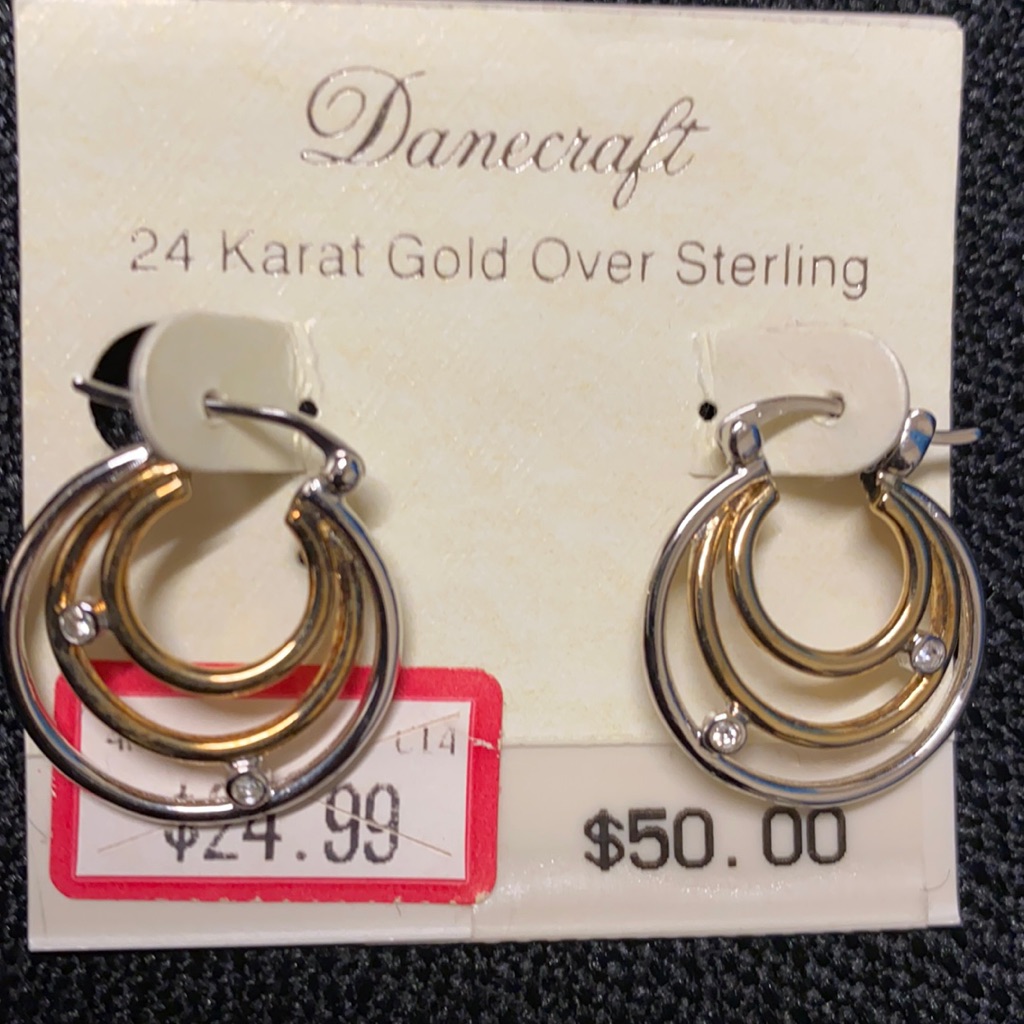Nwt Danecraft Earrings 11$